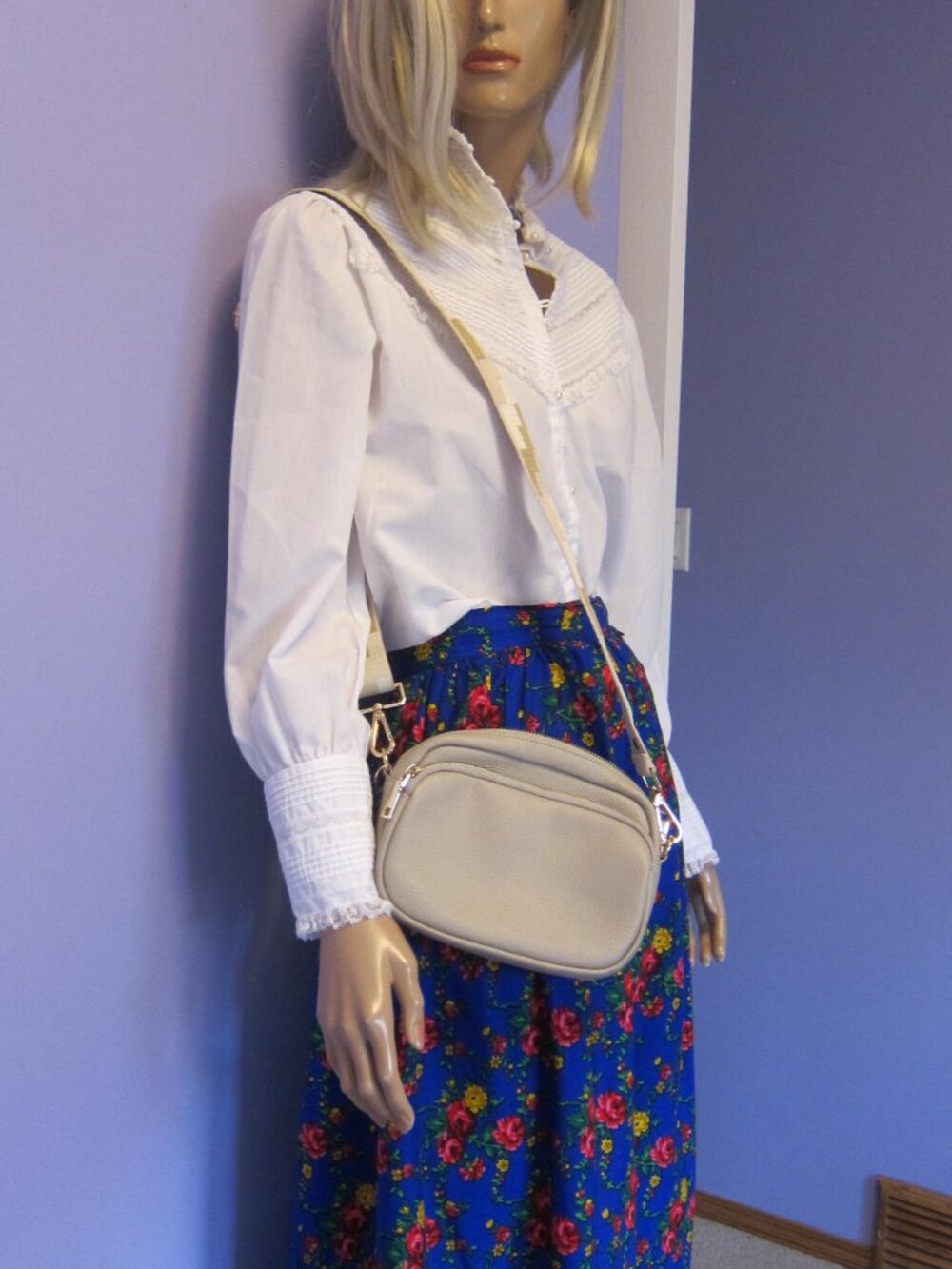 Pom Pom London Gray Crossbody Bag - Neutral Pebble Leather - Picture 2 of 12